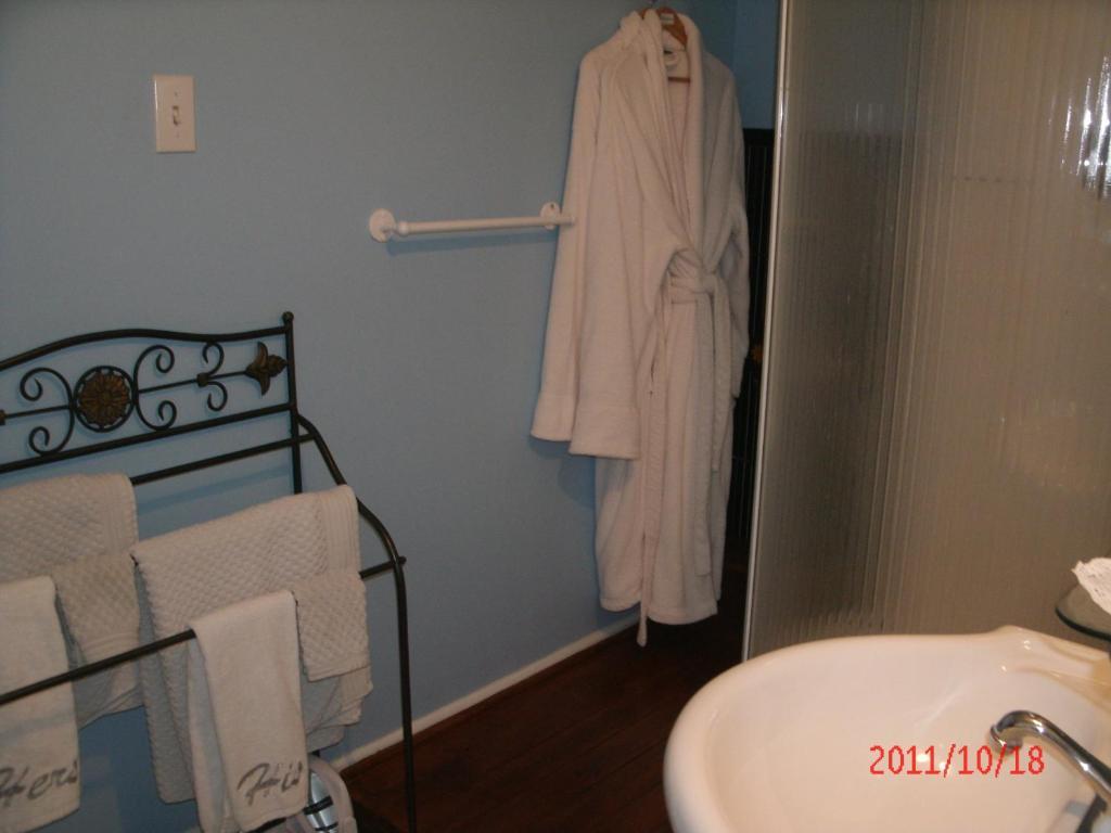 Ici Et Maintenant Bed and Breakfast Magog Δωμάτιο φωτογραφία